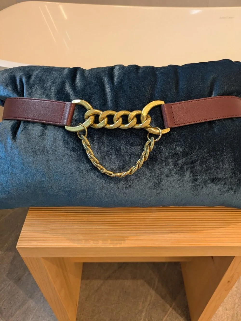 Anthropologie Burgundy Faux Leather Chain Statement Belt Size M/L.